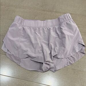 lululemon athletica Light Purple Athletic Shorts Sz 8 no tags